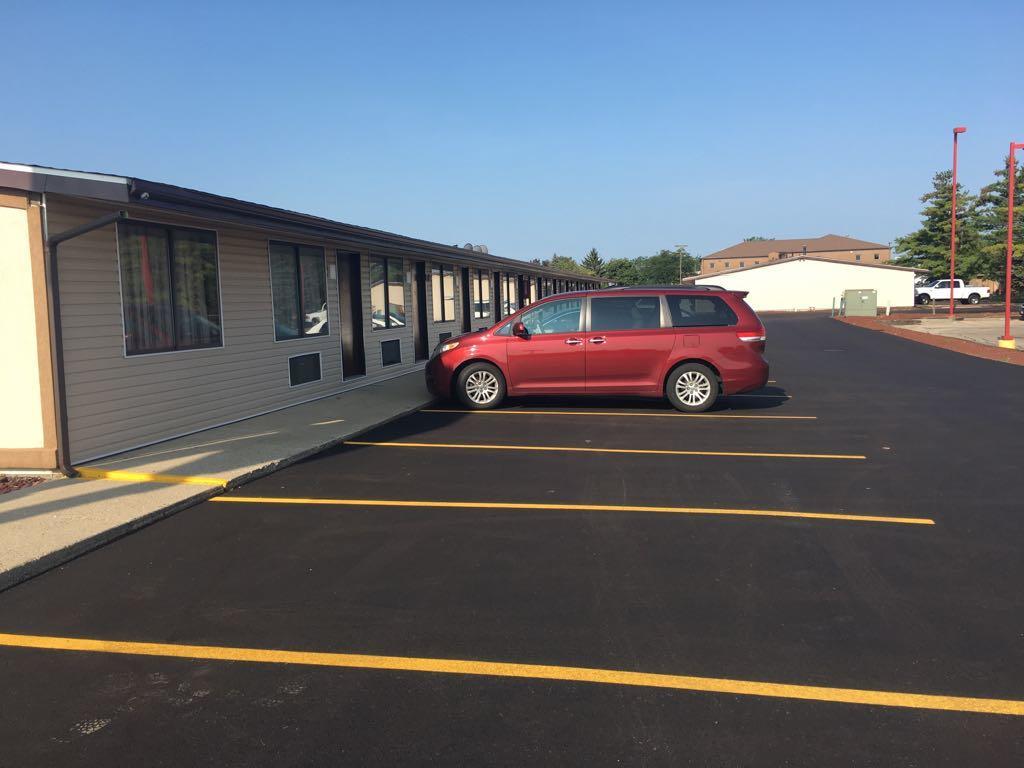 Super 9 Motel Troy エクステリア 写真