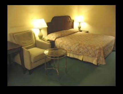 Super 9 Motel Troy エクステリア 写真